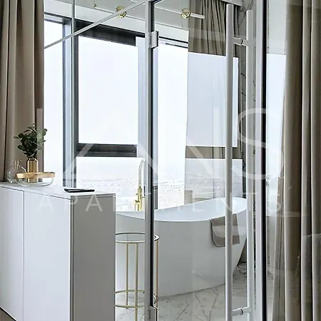 Hanza Tower Bohemia 22 Pool & Jacuzzi 公寓 什切青